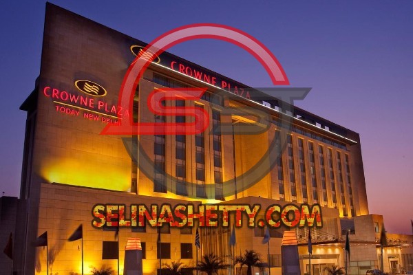 escorts service near hotel crowne plaza okhla