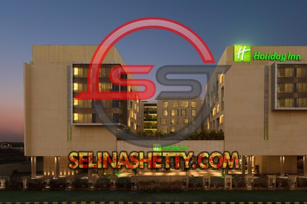 escorts service near holiday inn hotel aerocity new delhi