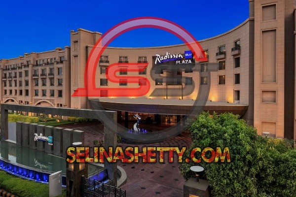escorts service near radisson blu plaza hotel airport mahipalpur new delhi
