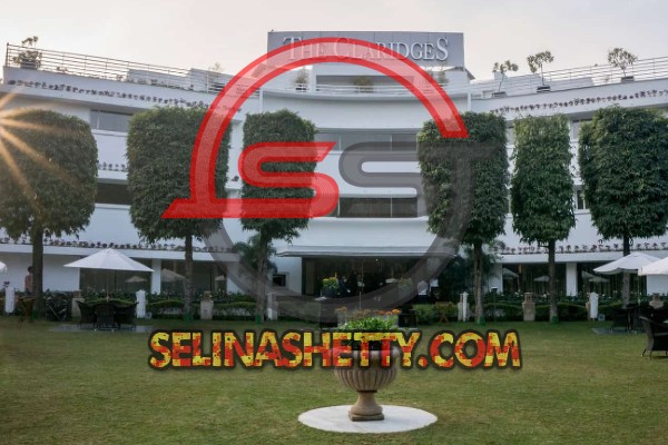 escorts service near the claridges hotel new delhi