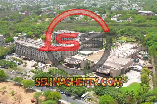 escorts service near hotel the grand vasant kunj