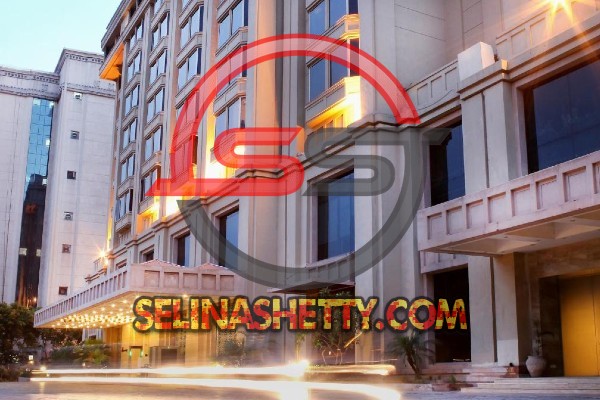 escorts service near the metropolitan hotel and spa new delhi